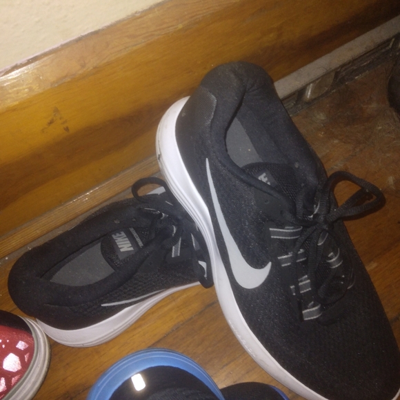 Nike running and training shoes - Picture 6 of 7